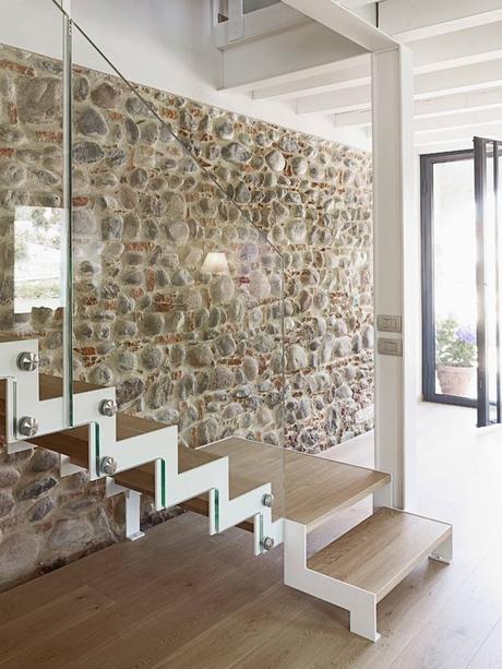 Escaleras interiores: Ideas para conseguir un diseño 10.