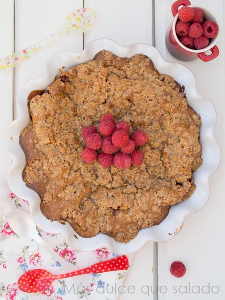Pastel de frambuesa con cobertura crujiente Pastel de frambuesa con cobertura crujiente