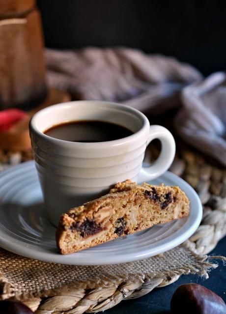 Cómo hacer biscotti de castañas y chips de chocolate, Receta de otoño