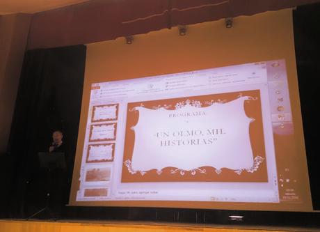Un Olmo, Mil Historias