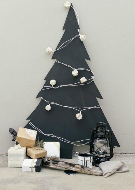 árboles de Navidad en pizarra