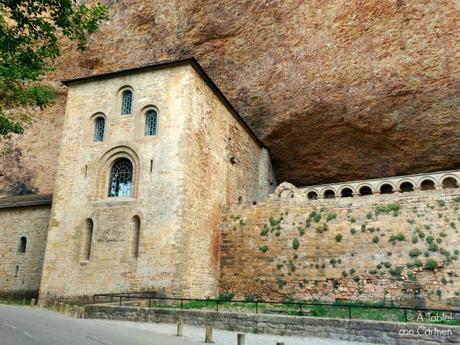 San Juan de la Peña, un Monasterio en la Roca