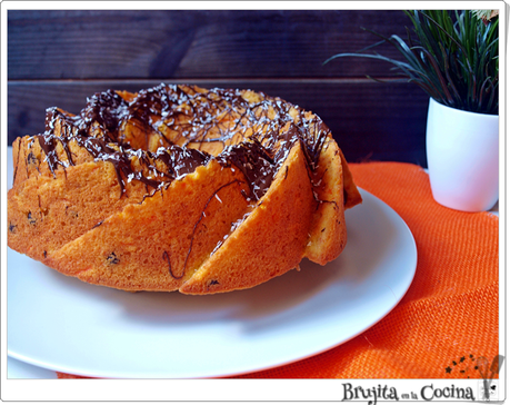 Bundt cake zanahoria, coco y chocolate (saludable)