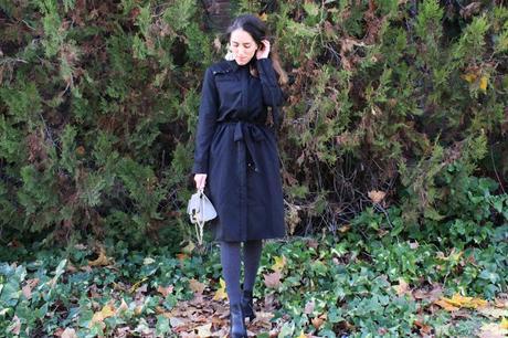 black trench outfit ideas