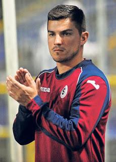 Muerte en directo: El futbolista Gabriel Badilla fallece en una carrera popular