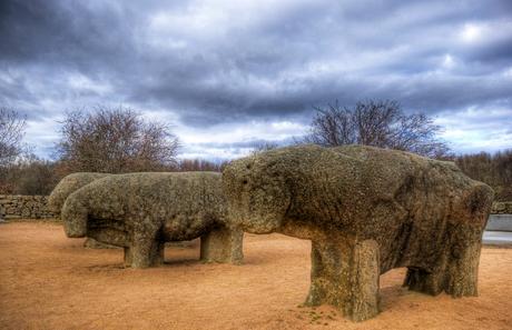 toros-de-guisando-autor-claudio-vidal