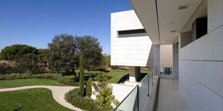 Villa Minimalista en Madrid