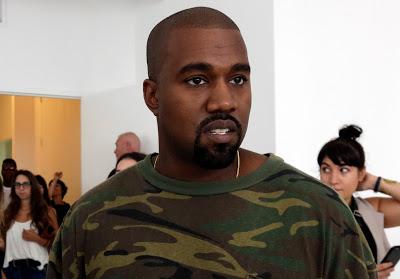El rapero Kanye West se encuentra hospitalizado