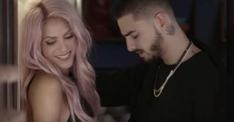 “Algo feo tenía que tener”: El “perturbador” detalle que muchos notaron en el nuevo video de Shakira y Maluma chantaje-500x262