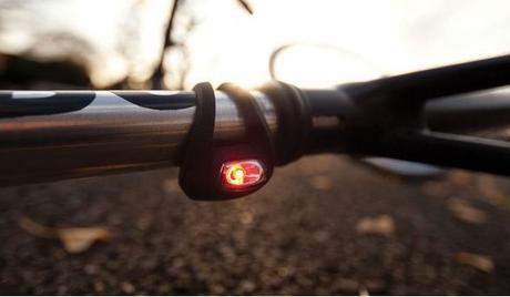 Set de luces Knog Frog para iluminación de baja intensidad y costo accesible