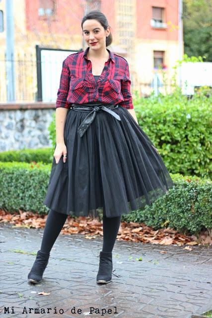 Outfit: Camisa de Cuadros con Falda de Tul Outfit: Camisa de Cuadros con Falda de Tul