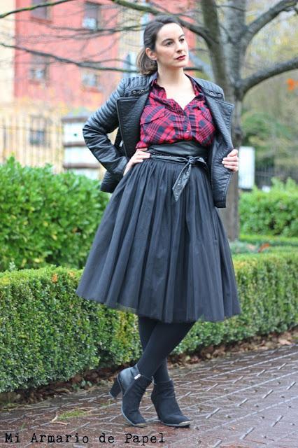 Outfit: Camisa de Cuadros con Falda de Tul Outfit: Camisa de Cuadros con Falda de Tul