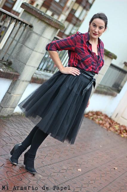 Outfit: Camisa de Cuadros con Falda de Tul Outfit: Camisa de Cuadros con Falda de Tul