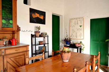 COMEDOR DECORADO CON MUEBLES ANTIGUOS