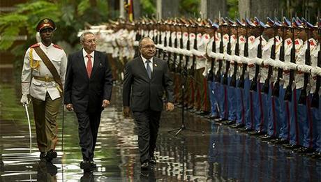 raul-recibe-primerministro-papua