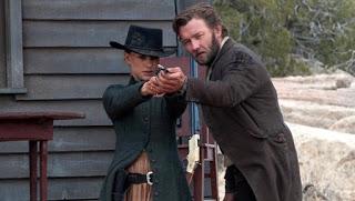 JANE GOT A GUN (Venganza de Jane, la) (USA, 2016) Western