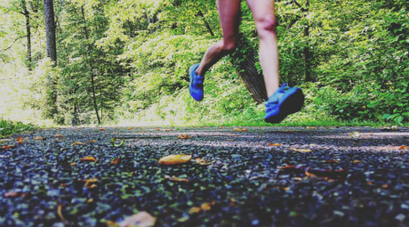 Algunos ejercicios que te pueden ayudar a prevenir lesiones y dolores en pies si eres runner