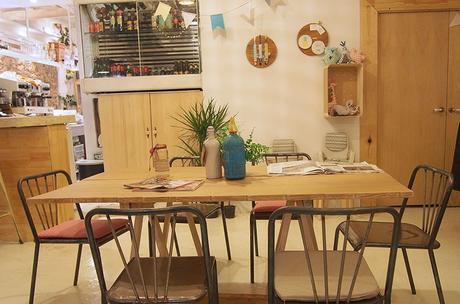 mama's corner cafeteria con encanto para niños barcelona