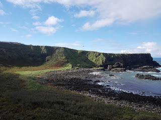 La Calzada de los Gigantes y Belfast La Calzada de los Gigantes y Belfast
