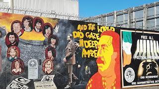 La Calzada de los Gigantes y Belfast La Calzada de los Gigantes y Belfast