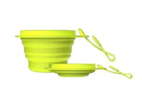 Vaso plegable de goma.