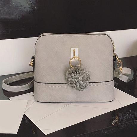 BLACK CLOSET BLACK CLOSET