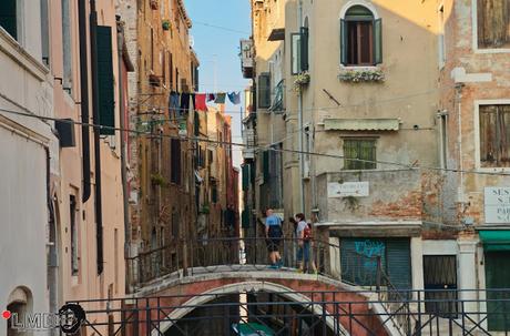 CRÓNICAS DEL VÉNETO: VENECIA, INHÓSPITA BELLEZA