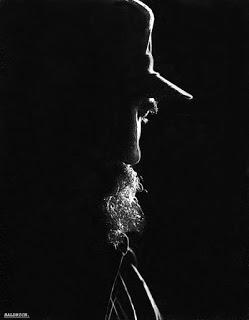 Fidel: Aquí Está, Por Ahí Va