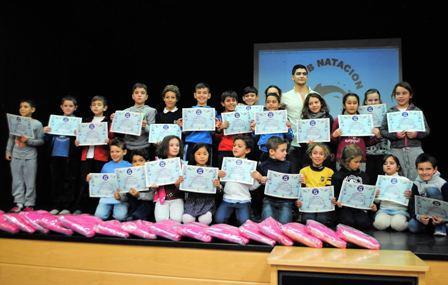 premios-anuales-del-club-natacion-dos-hermanas_26112016