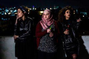 1475148678-barbahar_inbetween_