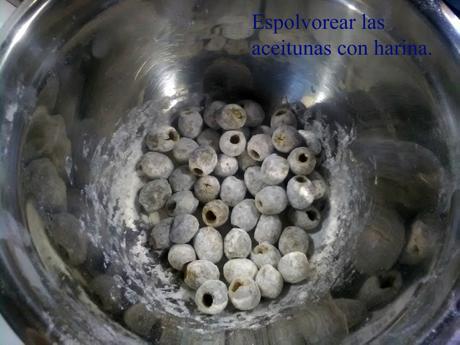 Cake de queso, jamón y aceitunas. cake-olivas