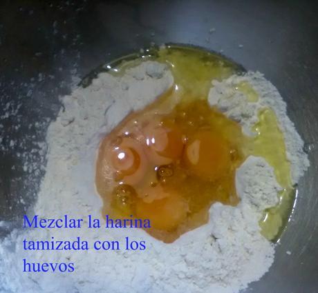 Cake de queso, jamón y aceitunas. harina-y-huevis