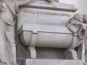 Cenotafios Laberint Wonderland