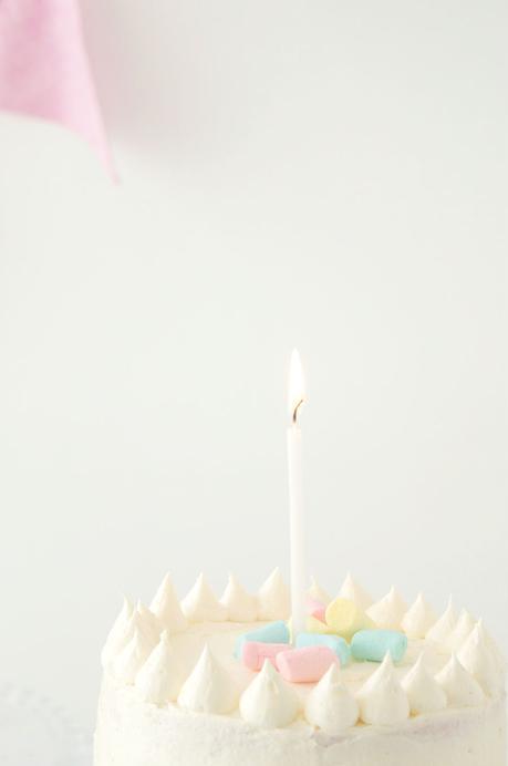 Rainbow cake o mi tarta gigante arcoiris de cumpleaños #Asaltablogs