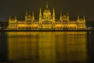 LA BELLEZA DEL PARLAMENTO DE HUNGARIA EN BUDAPEST