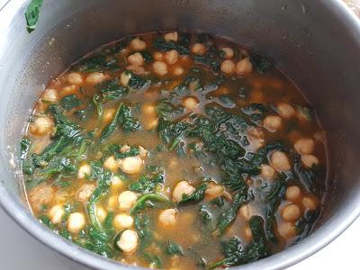 GARBANZOS CON ESPINACAS