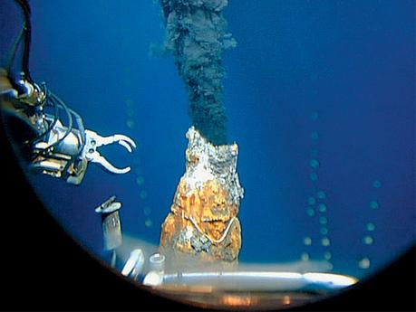 10 Mundos Más Asombrosos Del Sistema Solar (I)