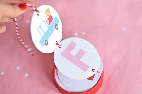 Guirnalda para enviar como felicitación navideña con imprimible incluido / Garland to give as Christmas card with free printable