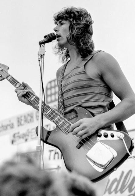 Efemérides del Rock y Heavy Metal: Que pasó un 28 de Noviembre