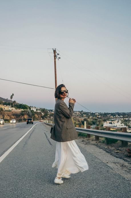 uno_de_50_jewels-slip_dress-checked_jacket-vintage_chanel-sandro-matador_beach-malibu-golden_goose_sneakers-street_style-collage_vintage-161