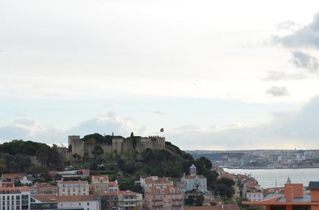 Instantáneas de Portugal. LISBOA.