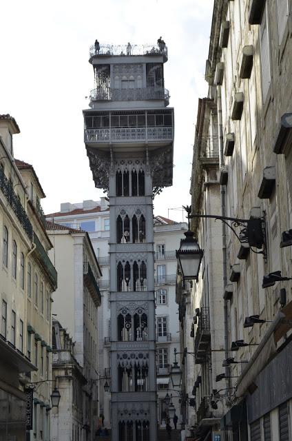 Instantáneas de Portugal. LISBOA.