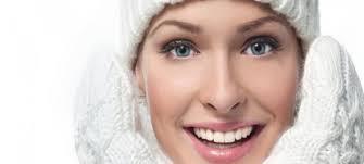 Evitar la sequedad de la piel y arrugas causadas por el frío