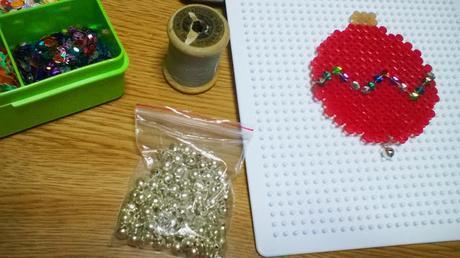 TUTORIAL: Bola Navideña de hama bead