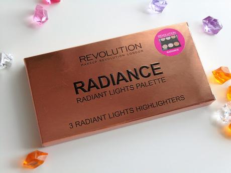 Radiance Palette de Makeup Revolution: Iluminadores al Poder