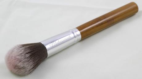 Everyday minerals: nuestras brochas y pinceles Everyday minerals: nuestras brochas y pinceles