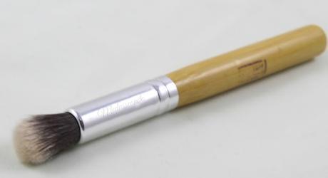 Everyday minerals: nuestras brochas y pinceles Everyday minerals: nuestras brochas y pinceles