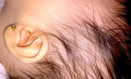 Piercing de oreja en los bebés: pros y contras