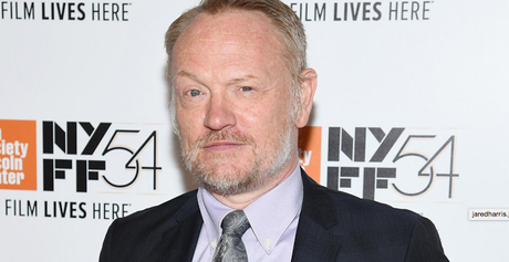 ¿Os imagináis si el actor Dumbledore joven tuviera relación con Dumbledore adulto?