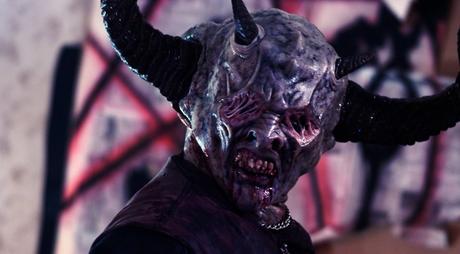 DEATHGASM (2015) – frikis, metal y demonios